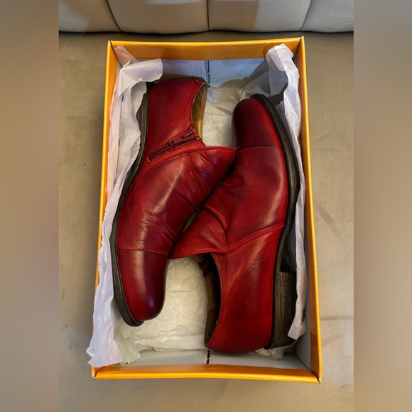 Miz Mooz Lilith shoes - Picture 3 of 11